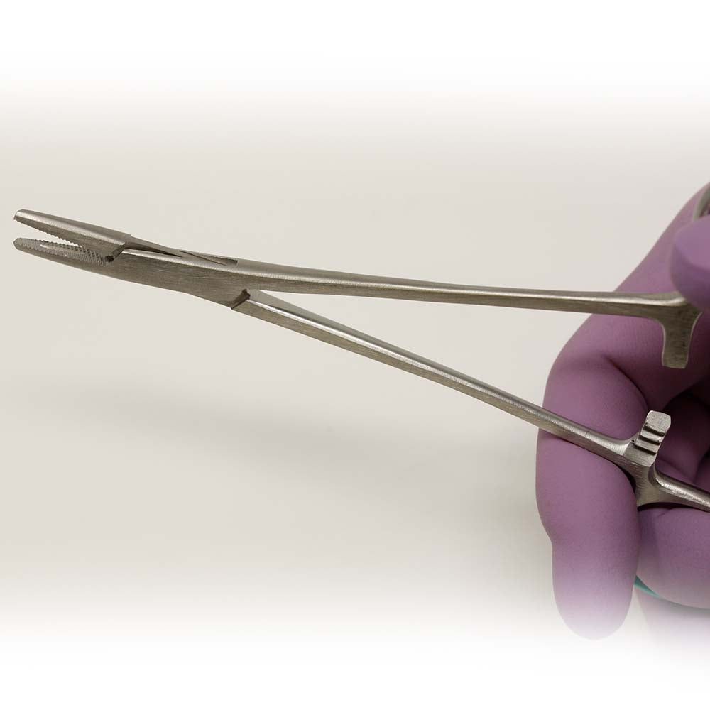 Peha-instrument-Nadelhalter-Mayo-Hegar-gerade-DoctorLab